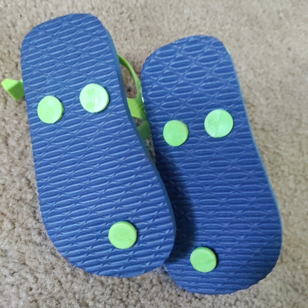 Baby Sandals - Picture 2 of 2